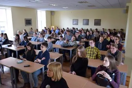 Jaunieji šauliai gimnazistams pristatė Šaulių sąjungą